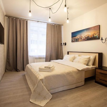 Ultra Lux 3 Rooms Apartment Near Arena City Kiev Exterior foto