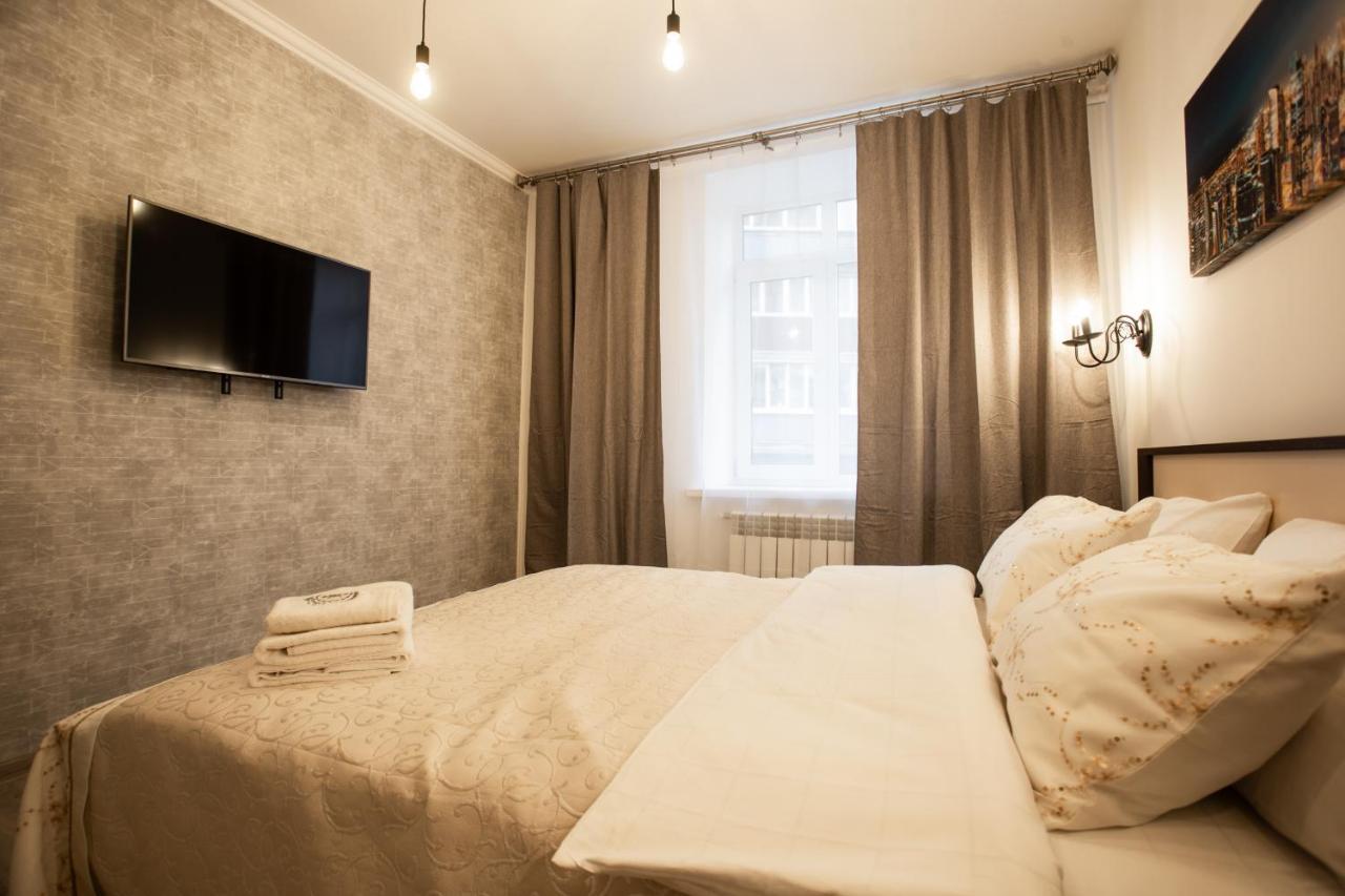 Ultra Lux 3 Rooms Apartment Near Arena City Kiev Exterior foto